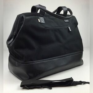 Beis The Weekender Bag in Black Canvas Travel Duffel Tote